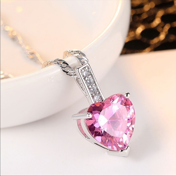 New Silver Heart Beautiful  Sapphire Necklace New - Picture 3 of 8